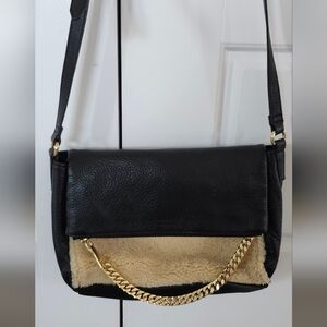 Aimee Kestenberg $289 Leather And Shearling Crossbody Bag Black Ivory Gold
